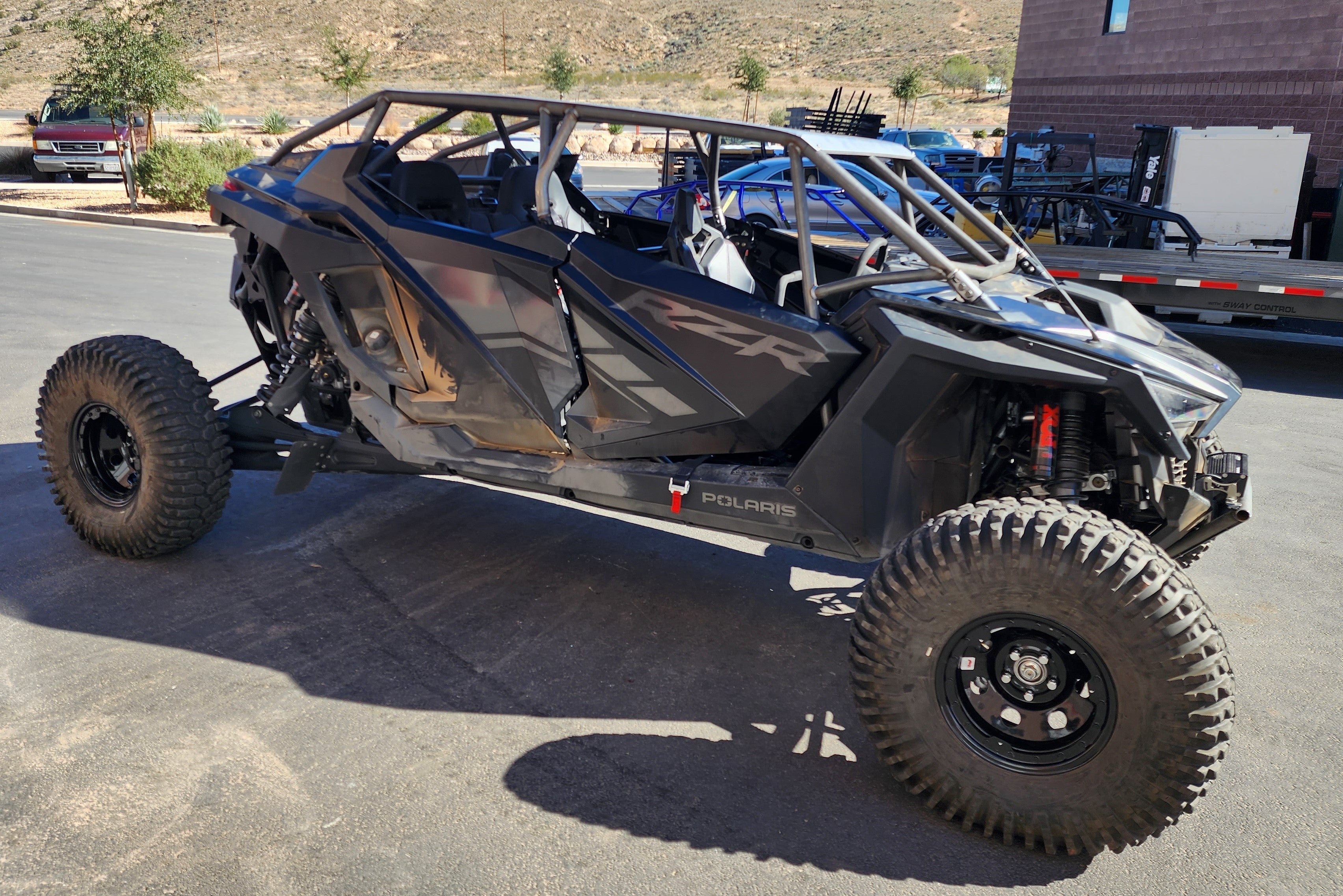 RZR Pro R 4-Seat "Desert" Style Roll Cage