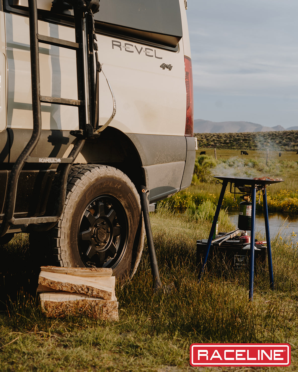 947B Scout Van ***
