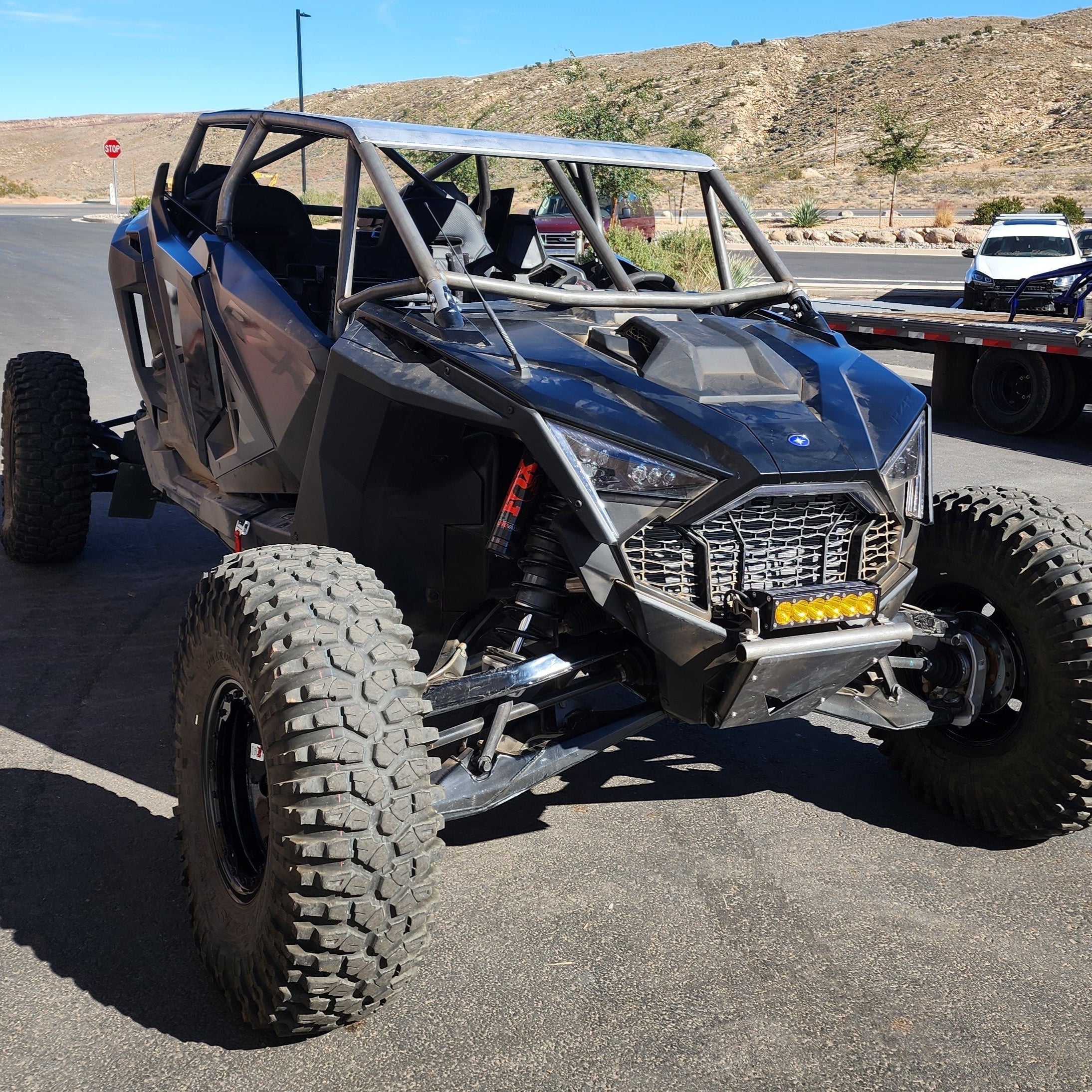 RZR Pro R 4-Seat "Desert" Style Roll Cage